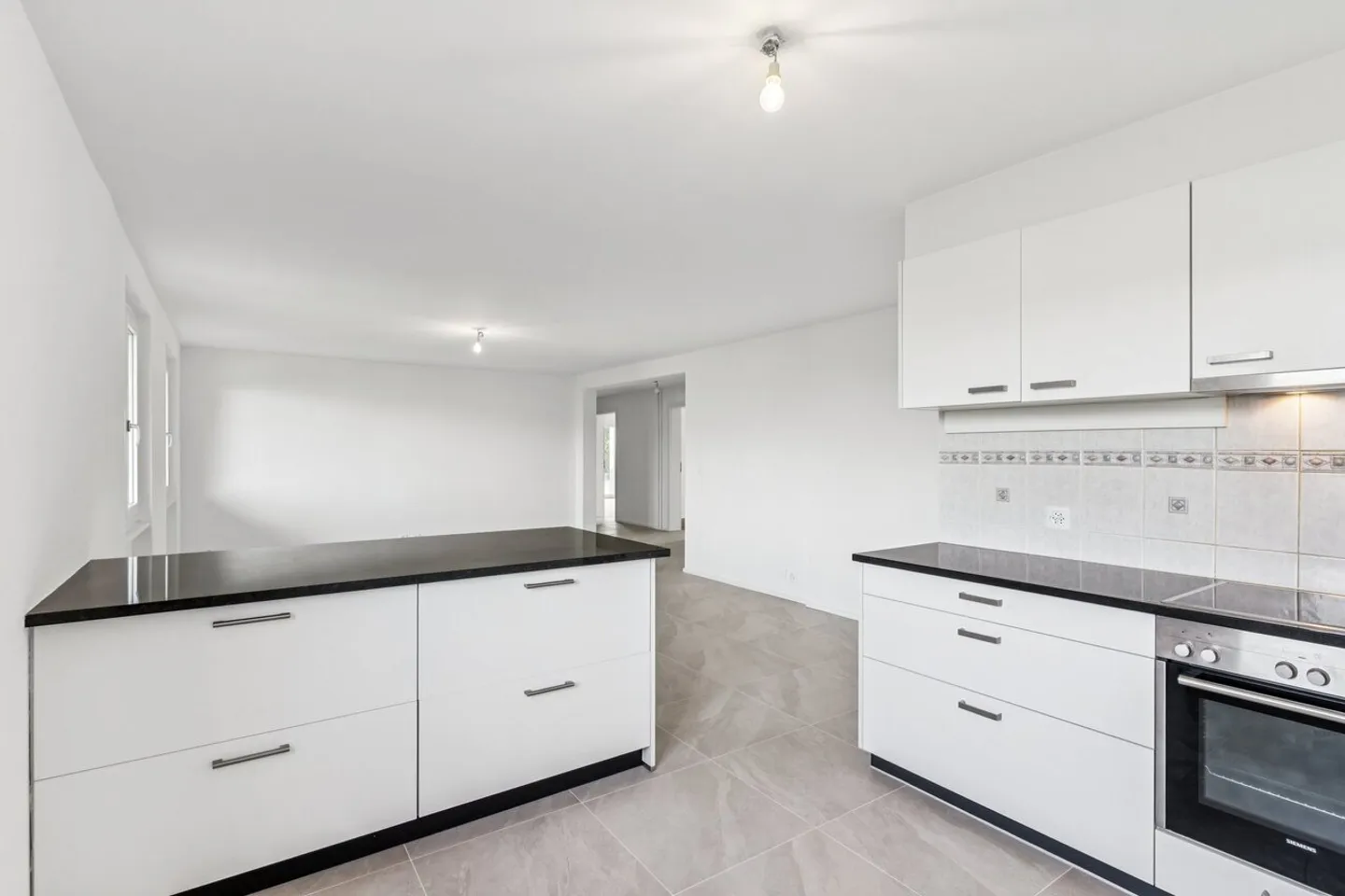 Apartment for rent - Photo 2 of 10