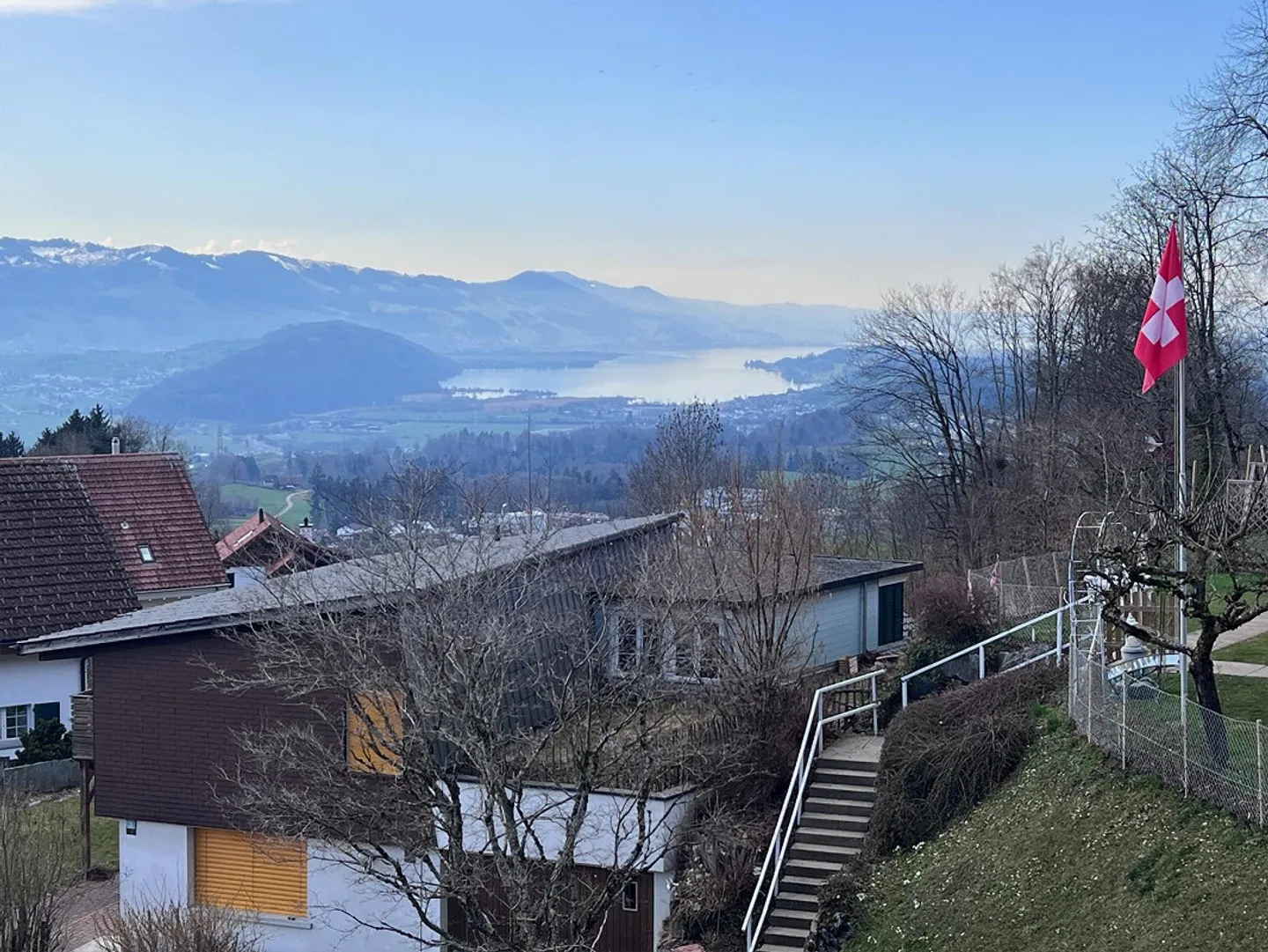 Vue sur le lac - Photo 1 sur 7