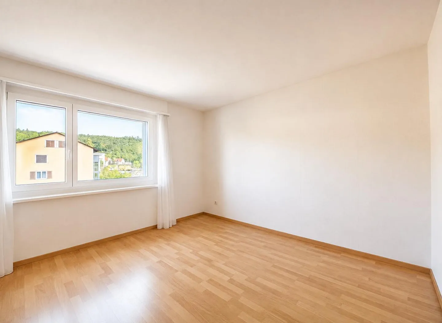 Helle 3.5-Zimmer-Wohnung - Foto 3 von 9