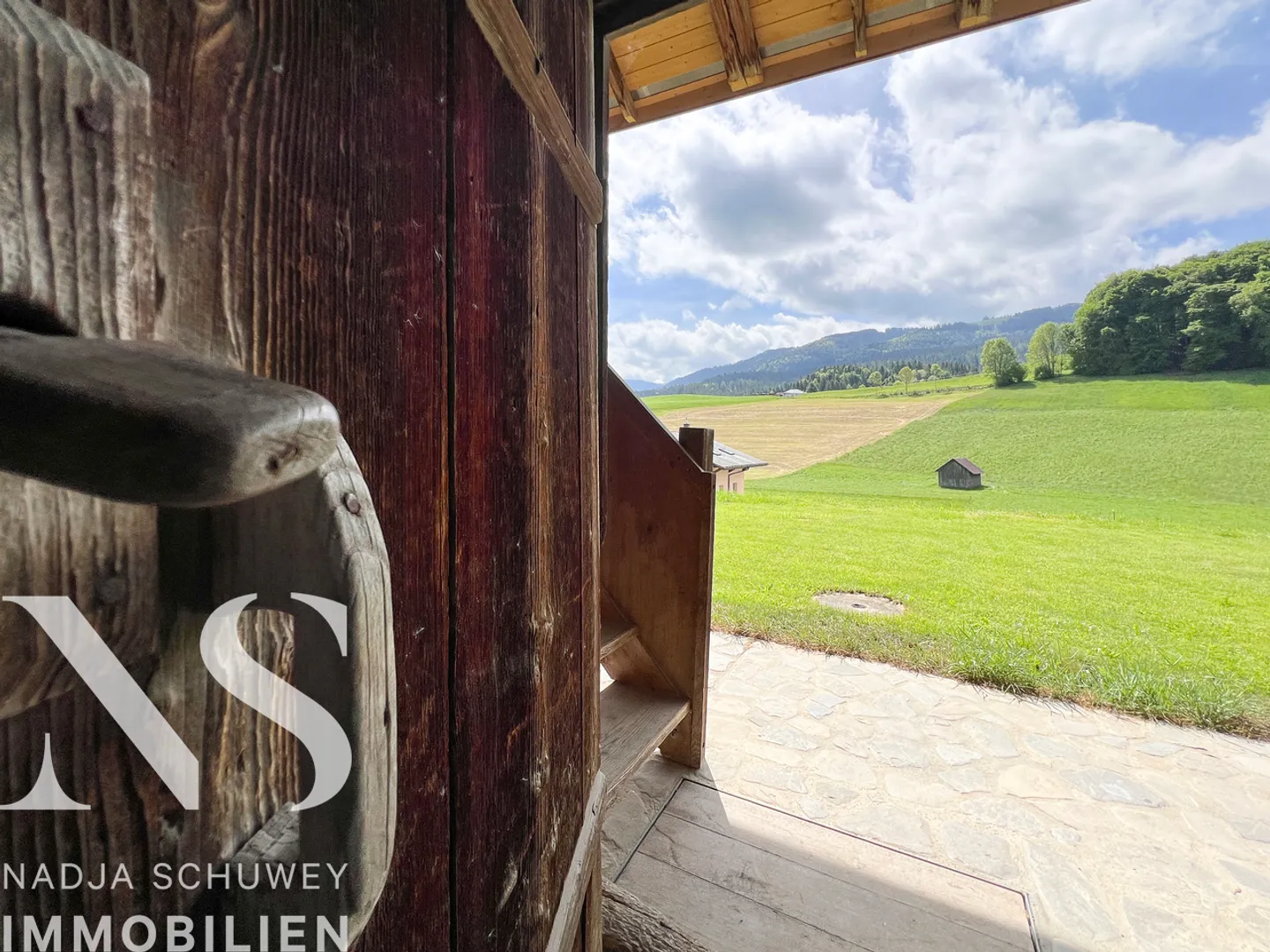 Fascino e spazio nell'ex fattoria con possibilità di ampliamento - Foto 16 di 23