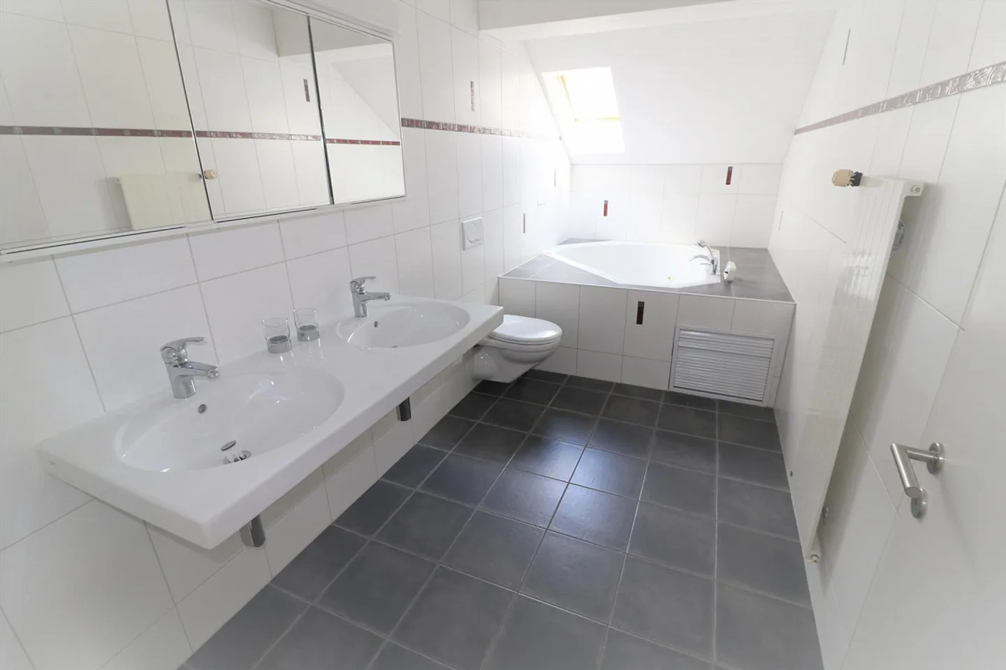 180m2 Terrace / Luxurious Expansion - Photo 6 of 10