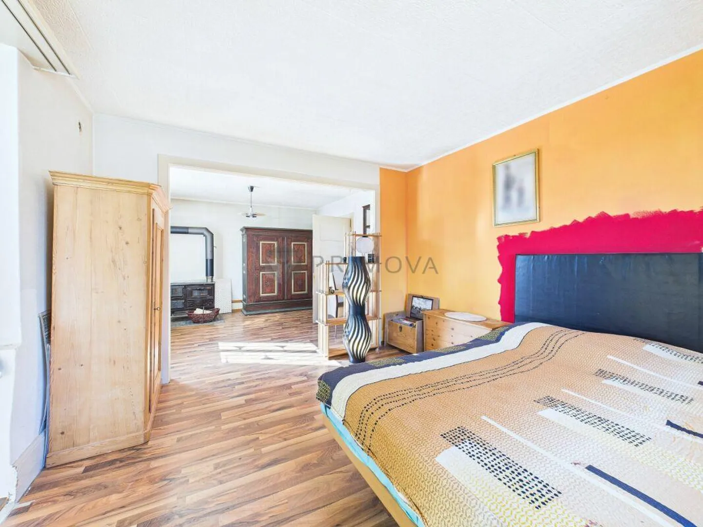 Renovating & refurbishing your thing? Here is your chance. - Photo 5 of 12