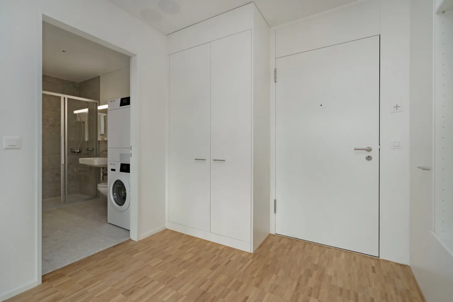 Ampio appartamento di 2,5 stanze a Zofingen - Foto 2 di 6