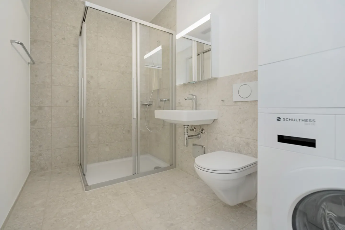 Ampio appartamento di 2,5 stanze a Zofingen - Foto 3 di 6