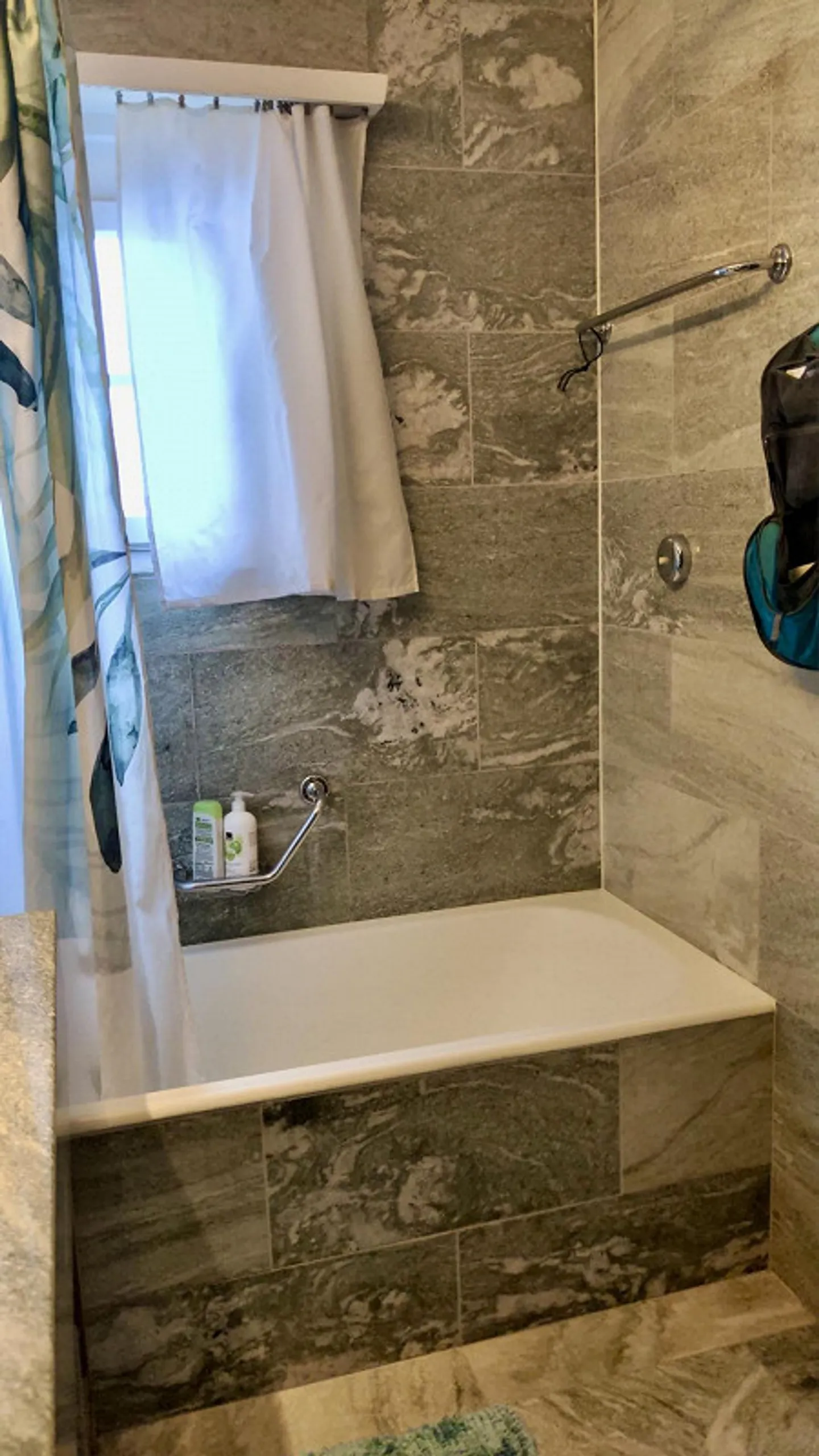 3 mesi (maggio - luglio) vivere nel bellissimo Oberengadin - Foto 10 di 12