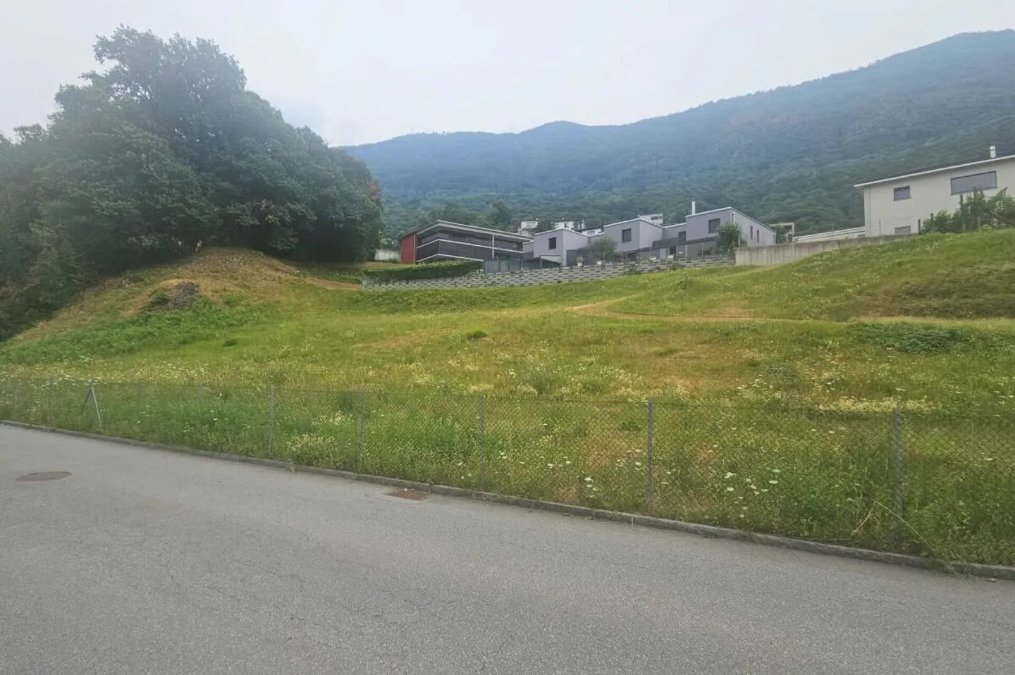 TERRENO EDIFICABILE A S.ANTONINO - Photo 3 sur 5