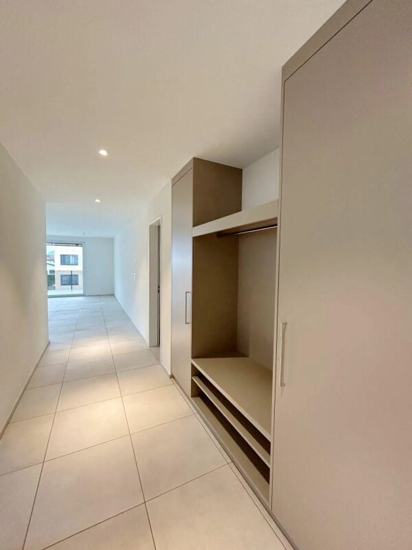 Vivre dans le vert - Appartement 2.5 pièces au 2ème étage - Photo 9 sur 12