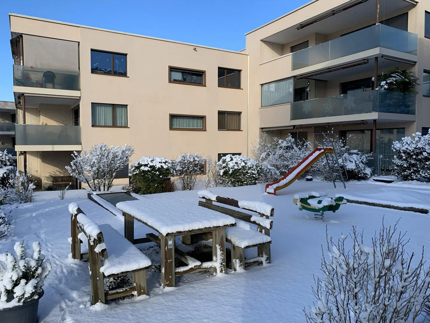 98 m2 - 350m to the train station - modern ownership standard - Photo 12 of 13