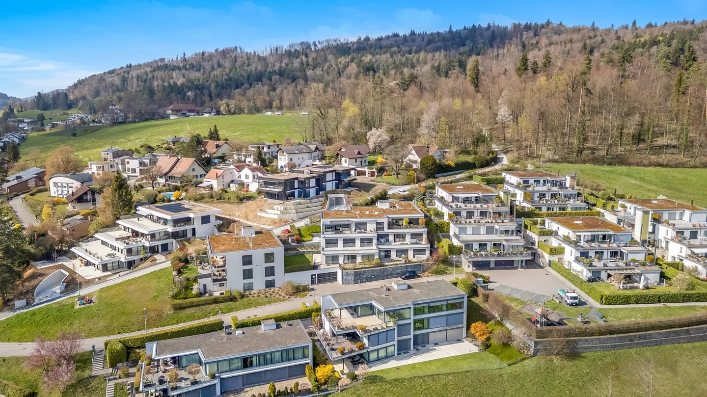 Modern terrace apartment with fantastic views - Photo 11 of 11