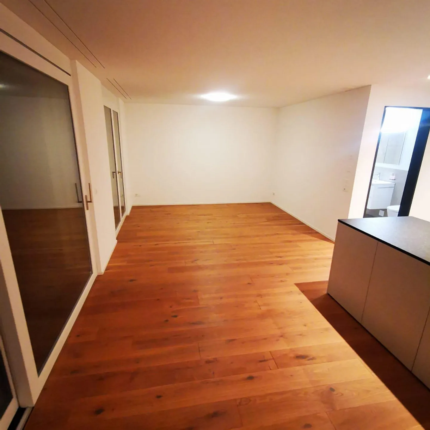 Apartment with a View - Photo 7 of 22