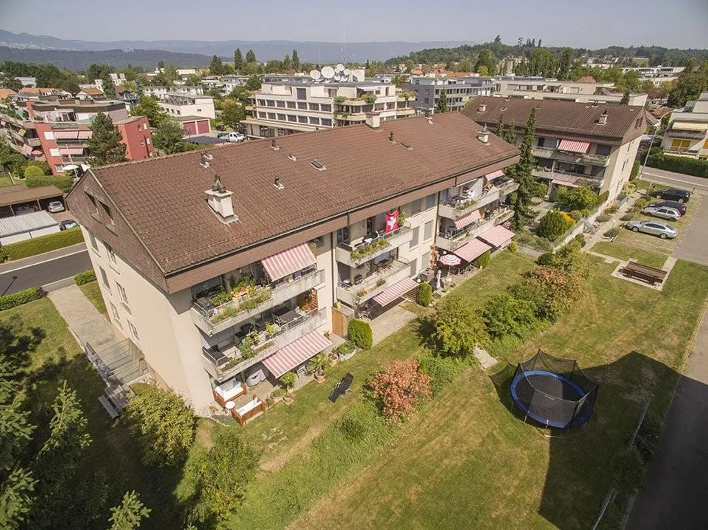 Bella grande appartamento di 4.5 stanze a Lyss - Foto 1 di 6
