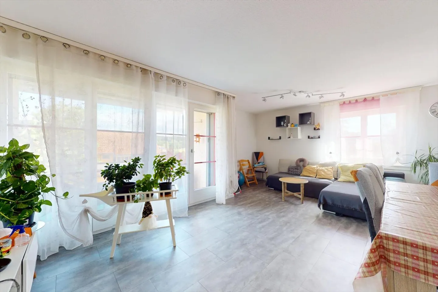 Wohnung mieten - Foto 3 von 8