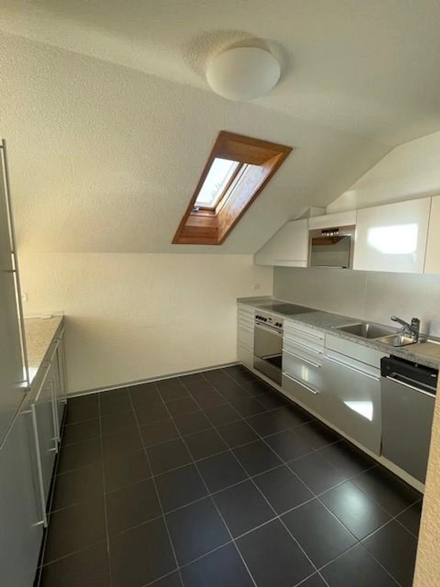 Charmante 4.5-Zimmerwohnung mit Aussicht - Foto 1 von 9