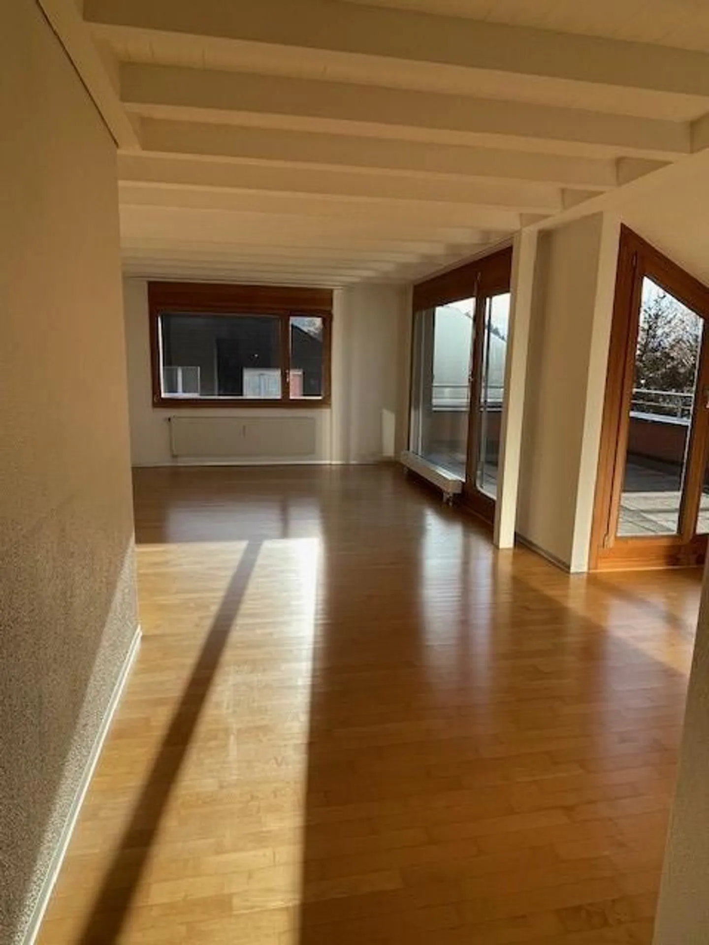 Charmante 4.5-Zimmerwohnung mit Aussicht - Foto 6 von 9