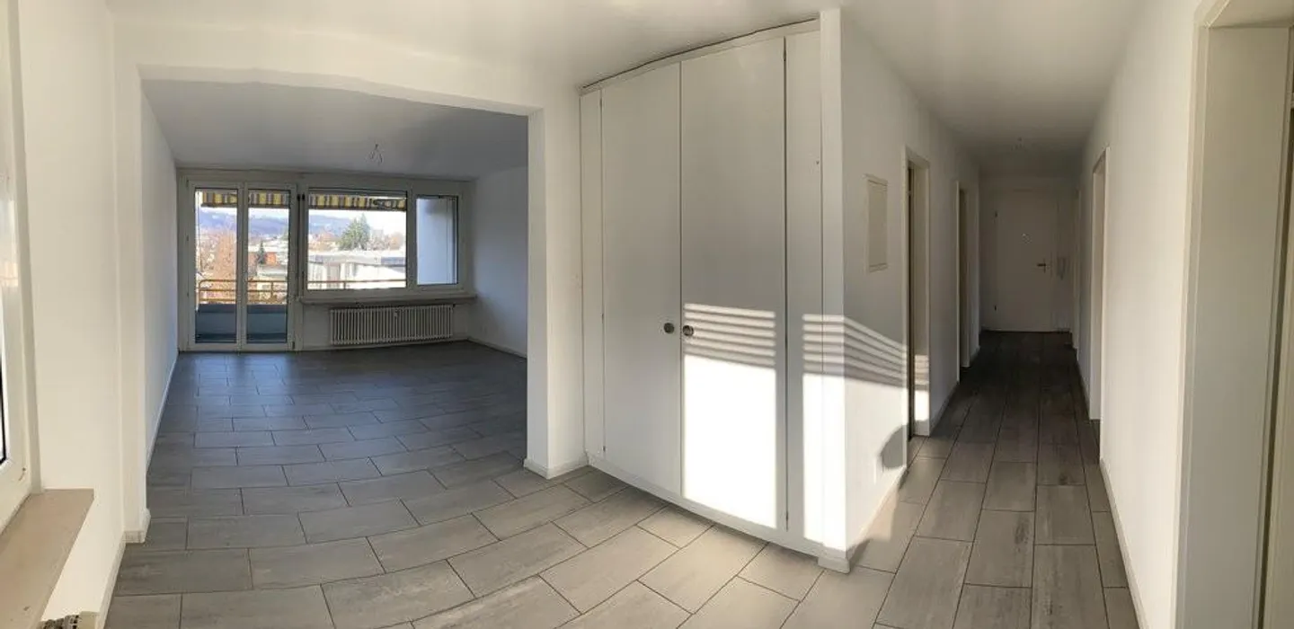4.5-room apartment in well-kept property - Photo 5 of 10