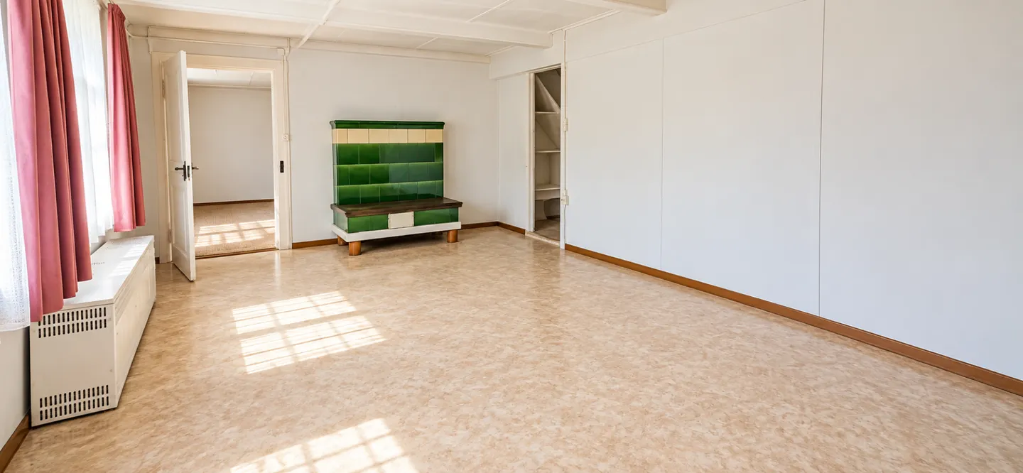 Una casa piena di possibilità con potenziale per fino a quattro unità abitative - Foto 1 di 4
