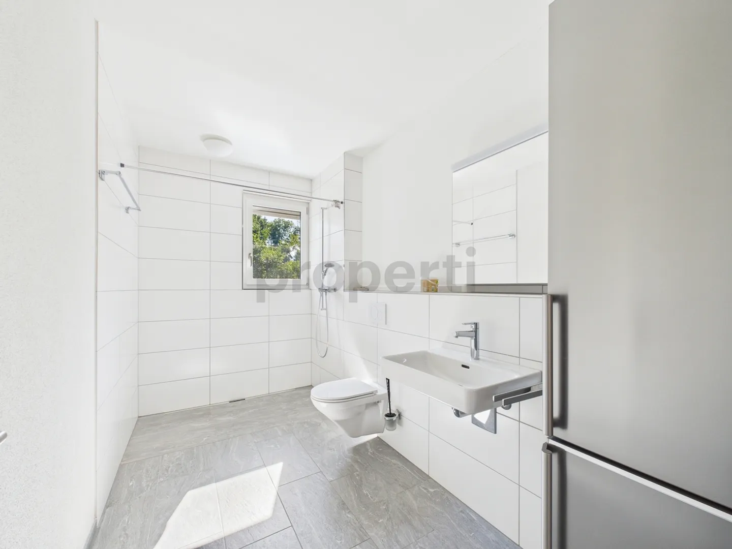 Moderne 3.5-Zimmer Wohnung mit Terrasse in Benzenschwil - Foto 10 von 13