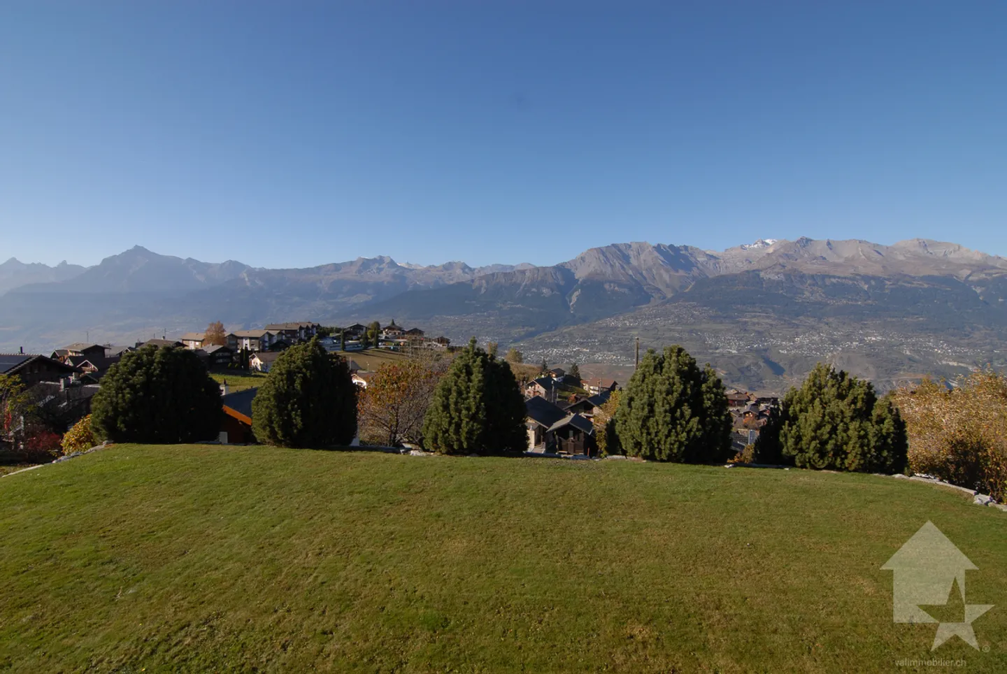 Pretty 6.5-room chalet with stunning panoramic views - Photo 31 of 38