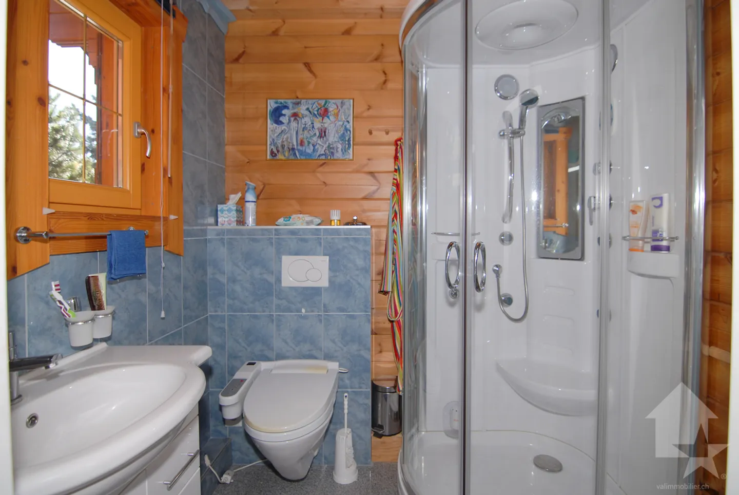 Pretty 6.5-room chalet with stunning panoramic views - Photo 16 of 38
