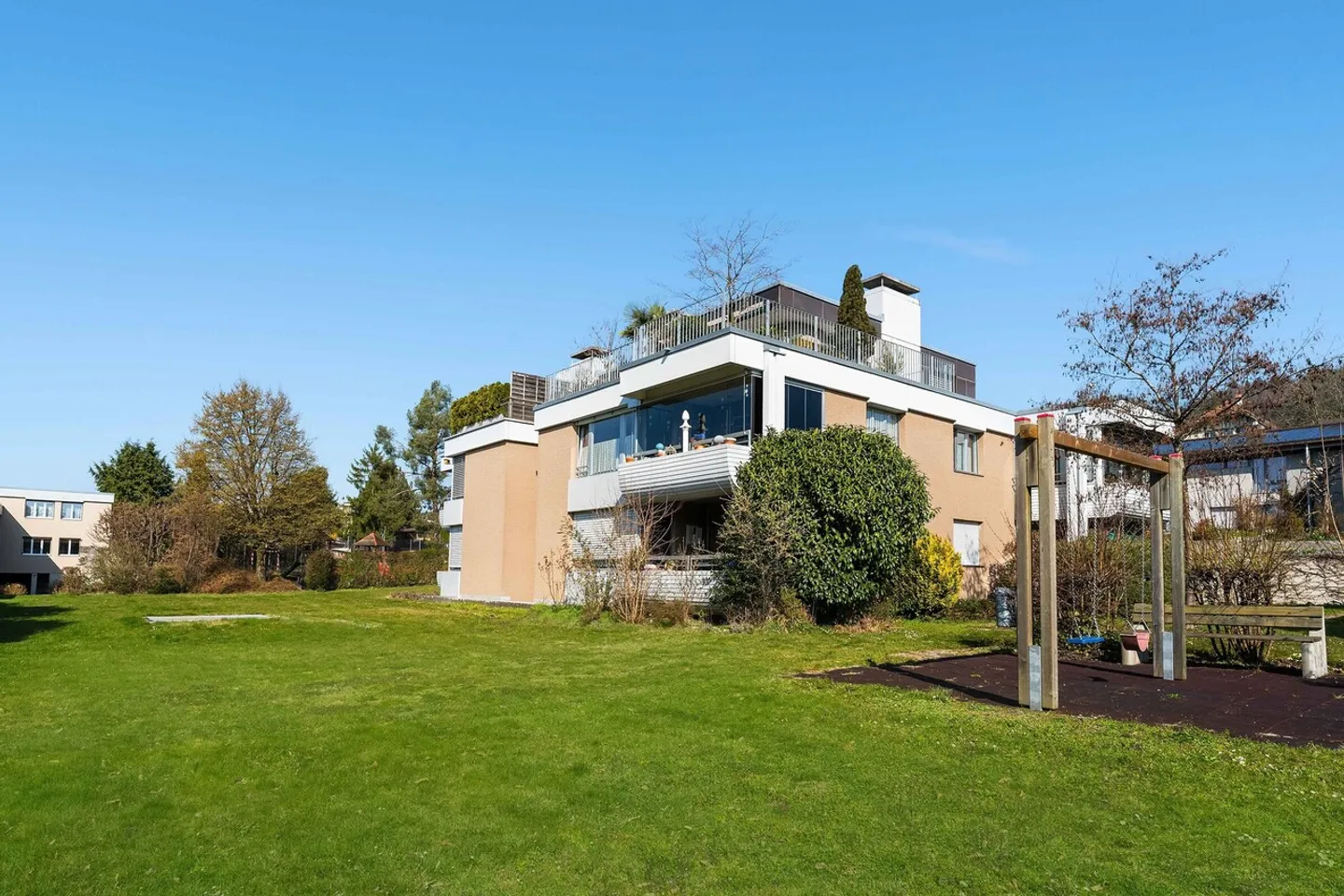 Appartement charmant dans un quartier calme et central - Photo 1 sur 8