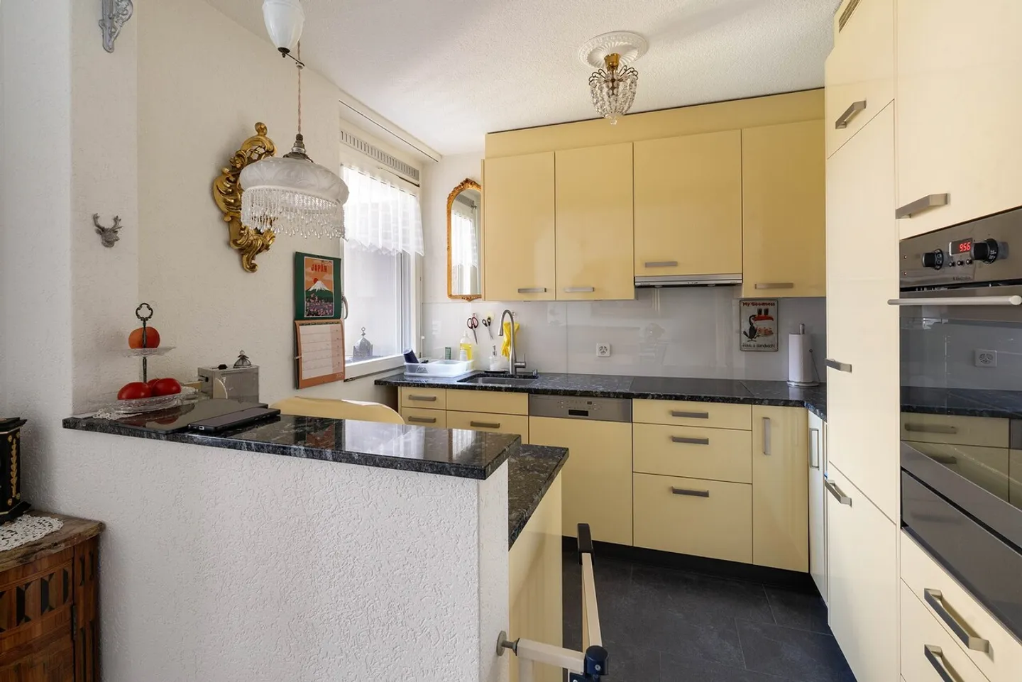 Appartement charmant dans un quartier calme et central - Photo 4 sur 8