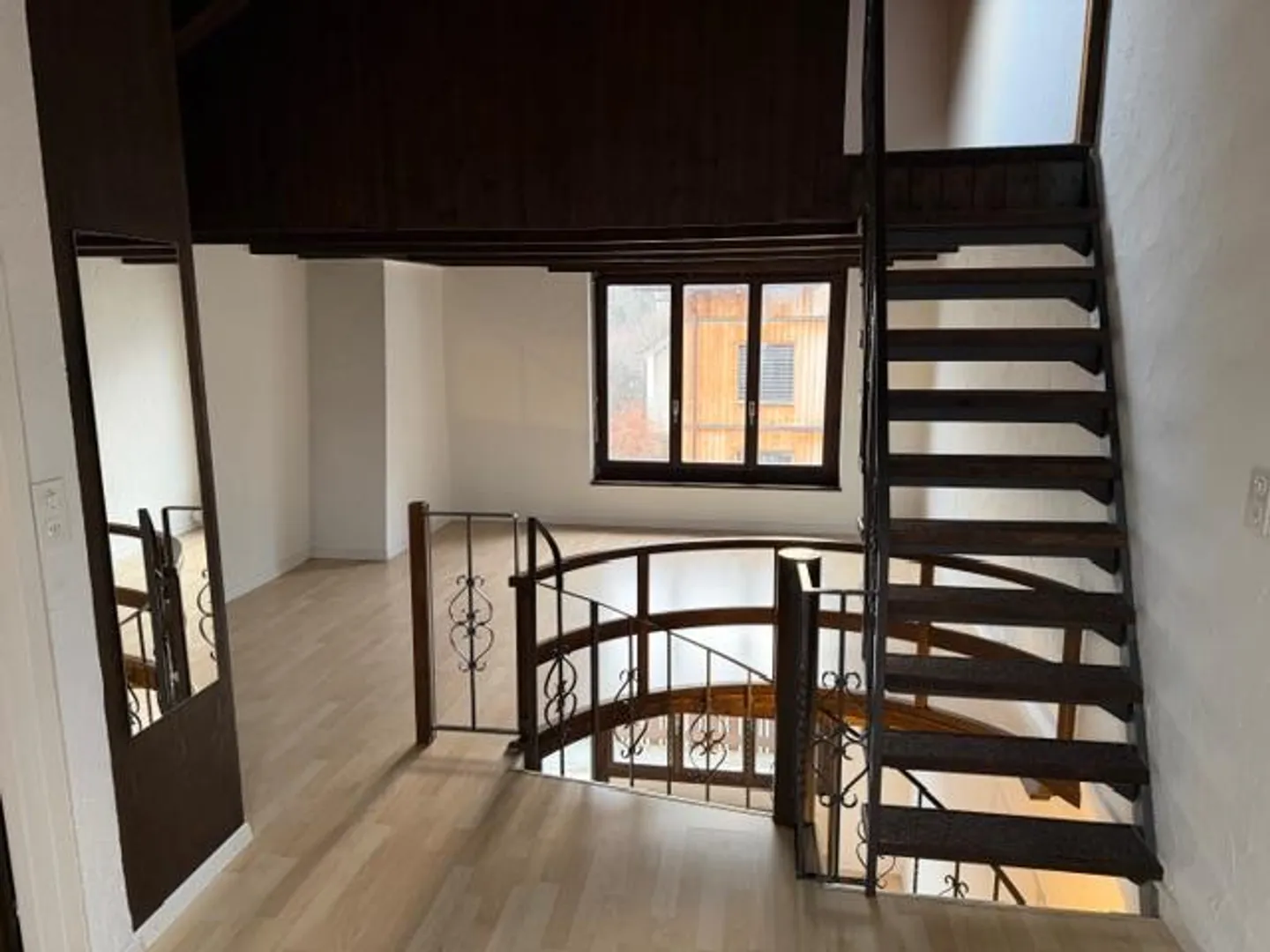 2.5-room maisonette apartment - Photo 3 of 6