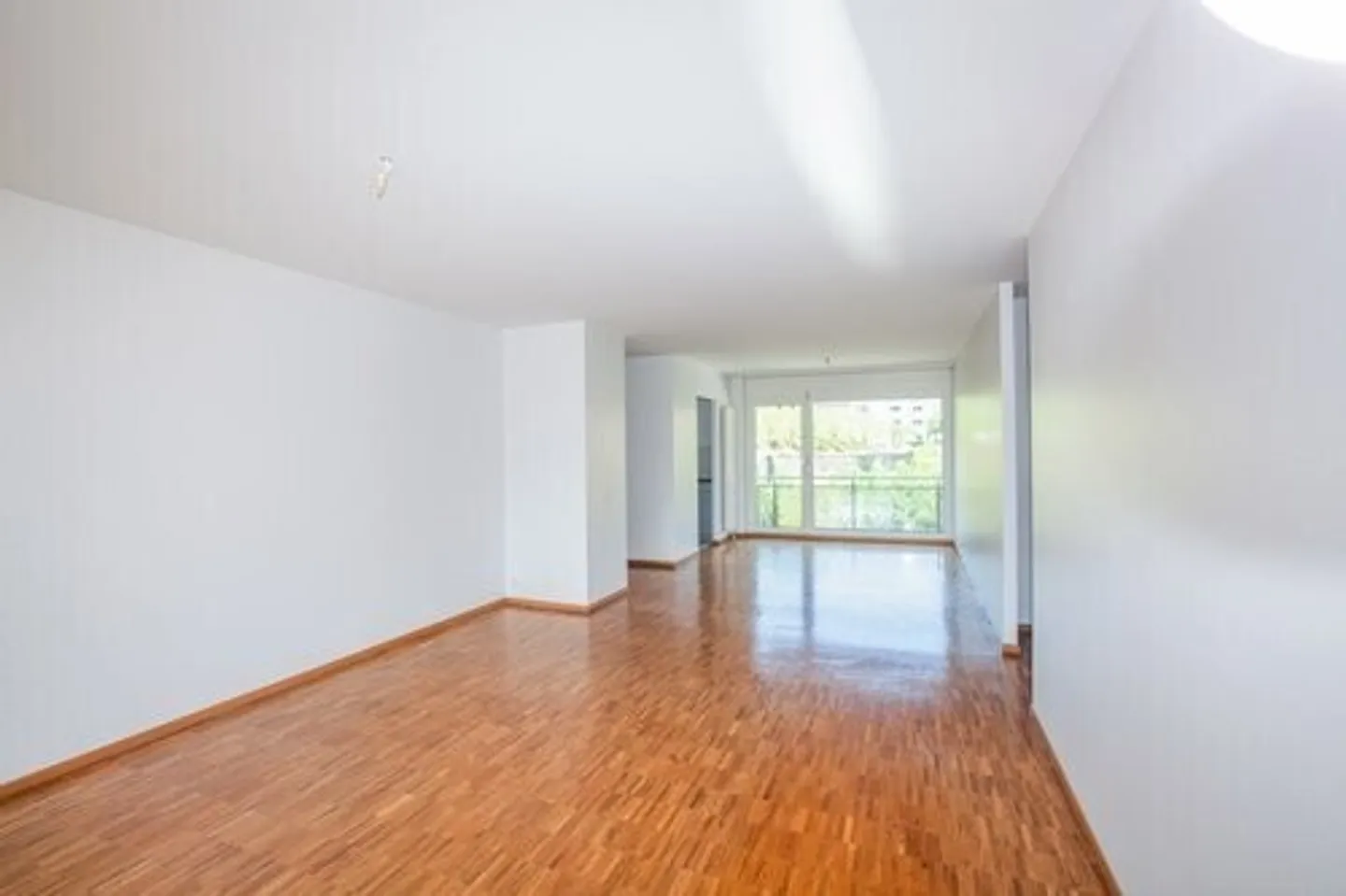 Appartement 4.5 pièces - Photo 2 sur 6