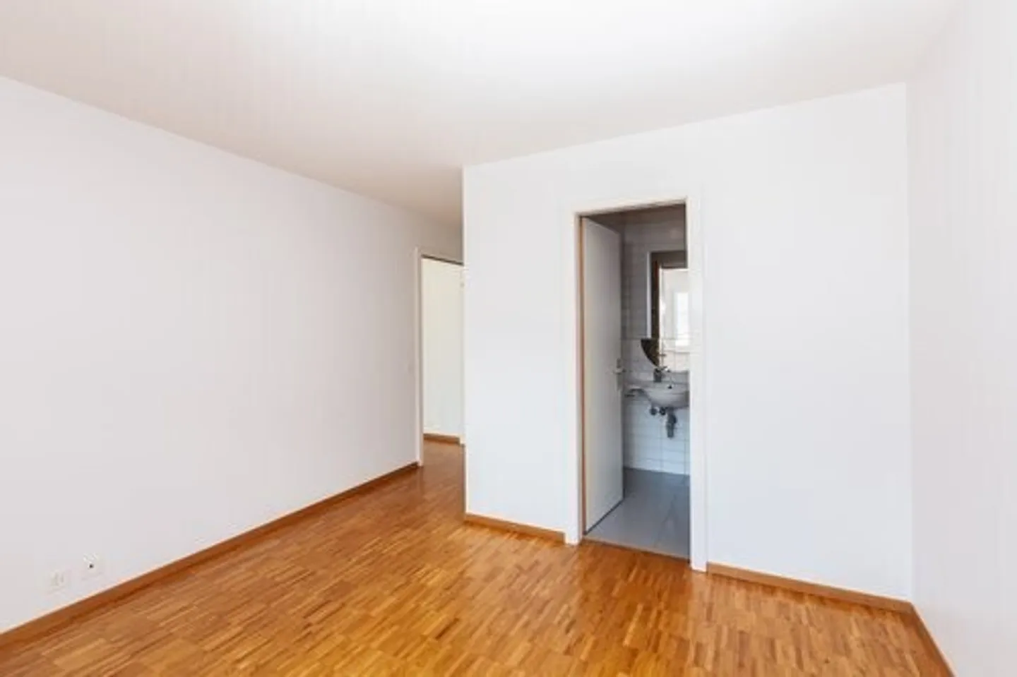 Appartement 4.5 pièces - Photo 4 sur 6