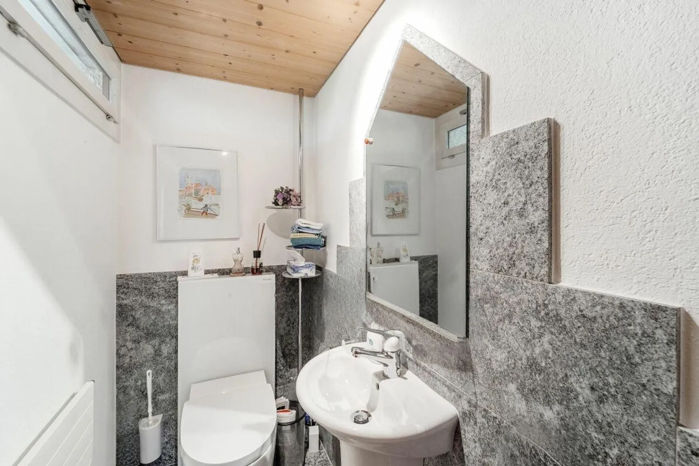 Charmantes Familienhaus mit Garten - Foto 8 von 8