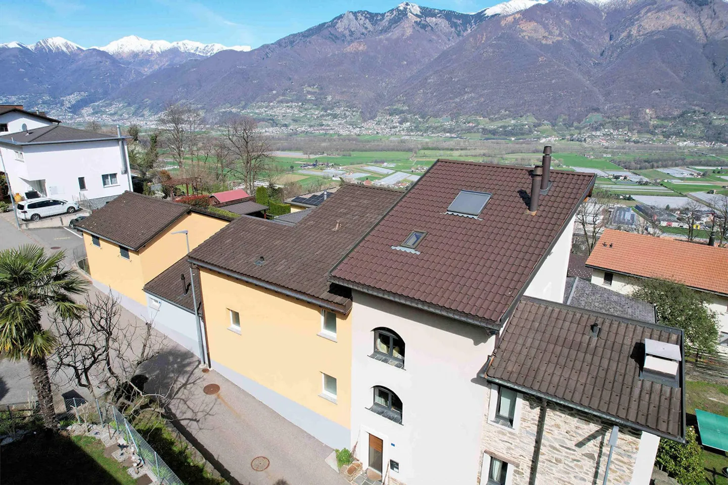 Maisons sur la colline pour les amateurs de verdure et de tranquillité - Photo 4 sur 15