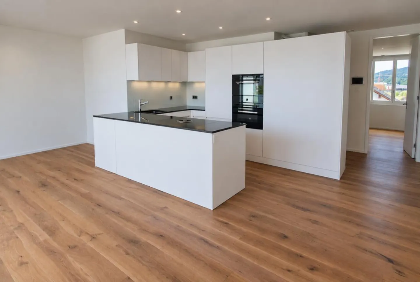 Appartement en attique dans un environnement familial - Photo 2 sur 7
