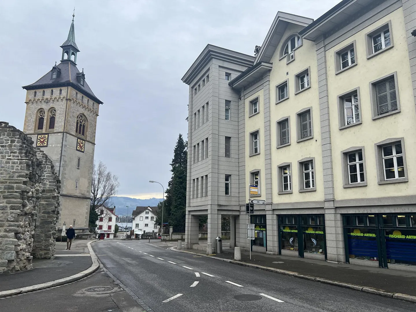Bel espace commercial - Vieille ville d'Arbon - Places de parking disponibles - Photo 6 sur 10