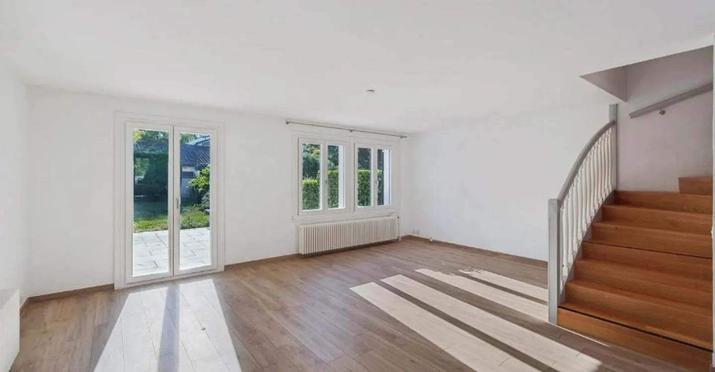 Exclusively - Charming family house with gable view - Photo 3 of 13