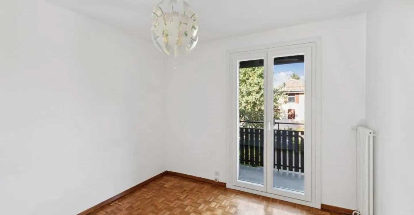 Exclusively - Charming family house with gable view - Photo 7 of 13