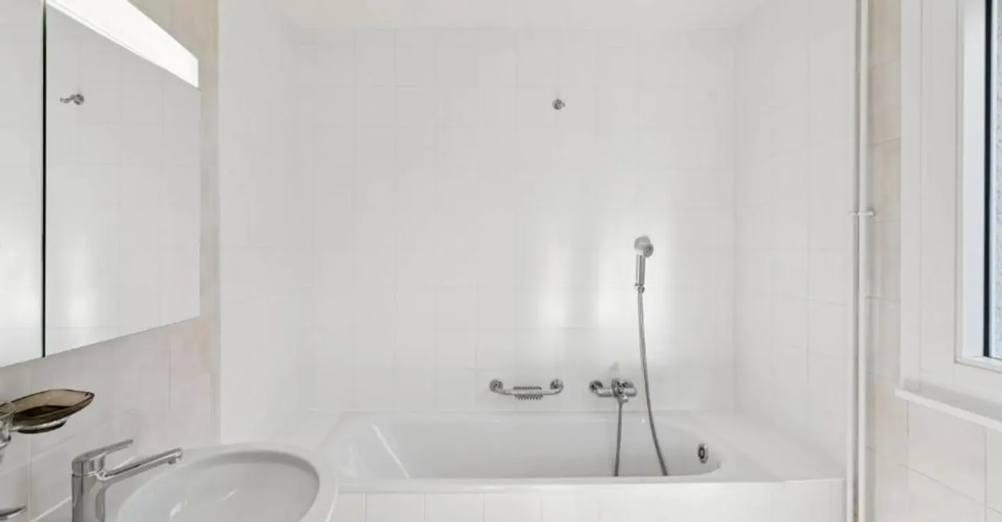 Exclusively - Charming family house with gable view - Photo 8 of 13