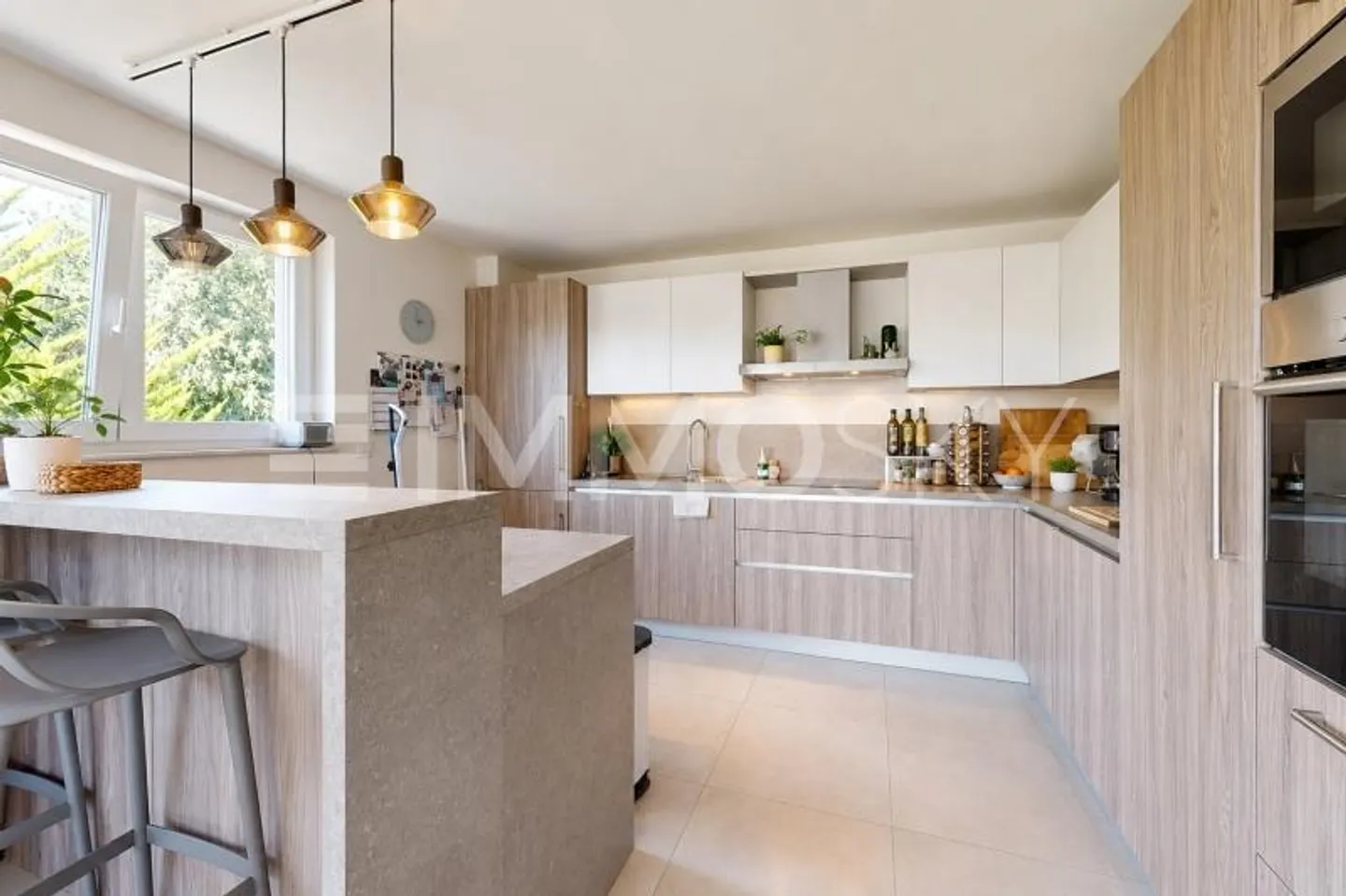 Modern Apartment in Nature - Photo 3 of 5