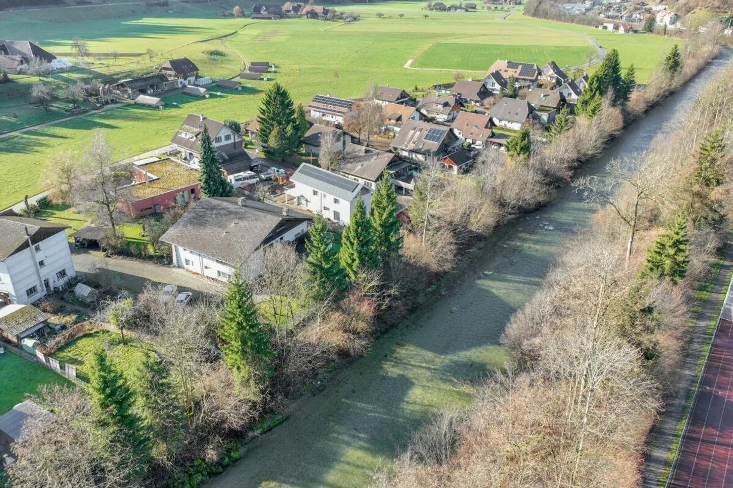 Générosité sur les rives de l'Ilfis : villa XL ou maison intergénérationnelle - Photo 3 sur 16