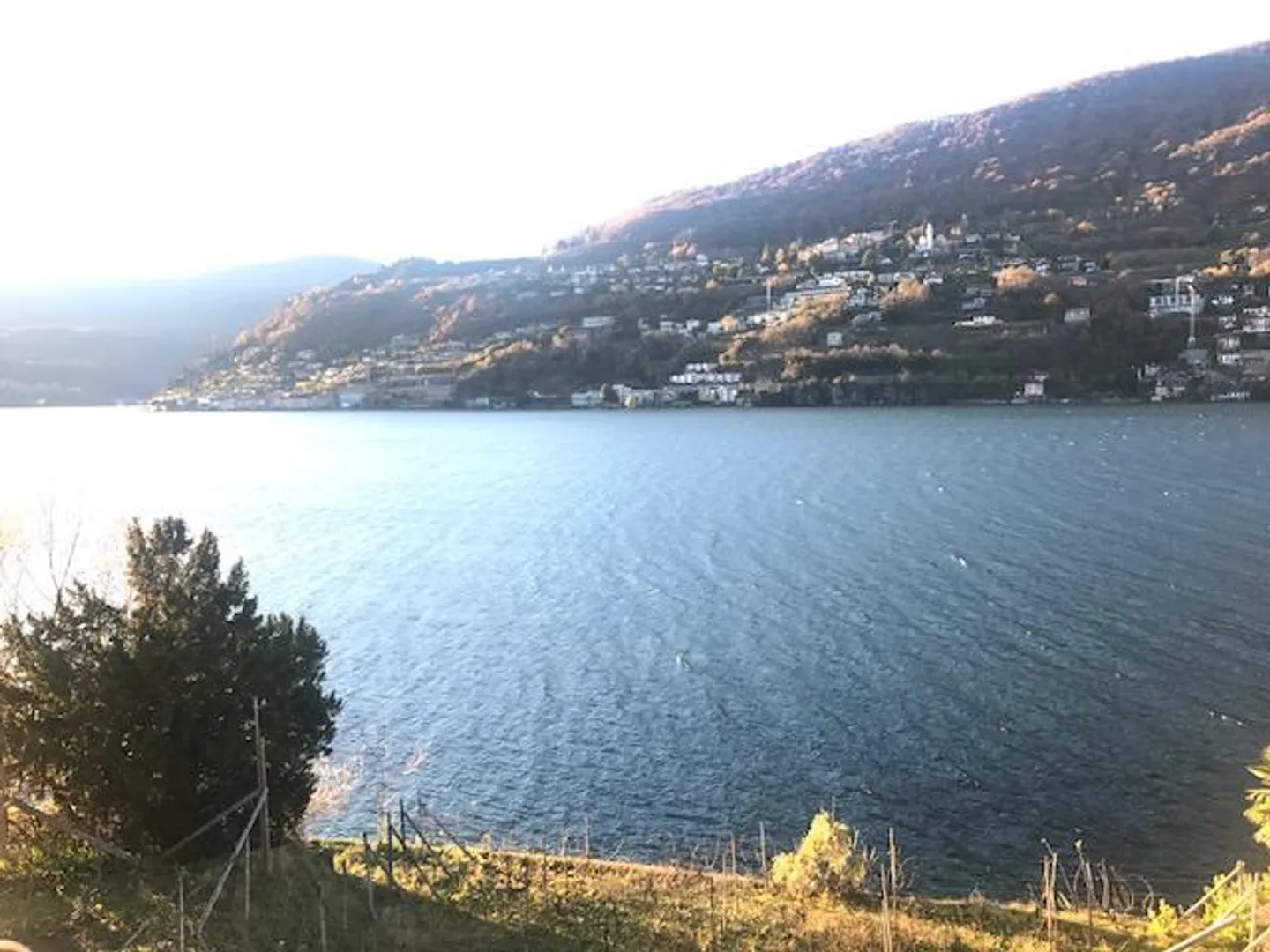 Dachwohnung mit atemberaubendem Seeblick in einem Haus mit nur 3 Wohnungen - Foto 2 von 16