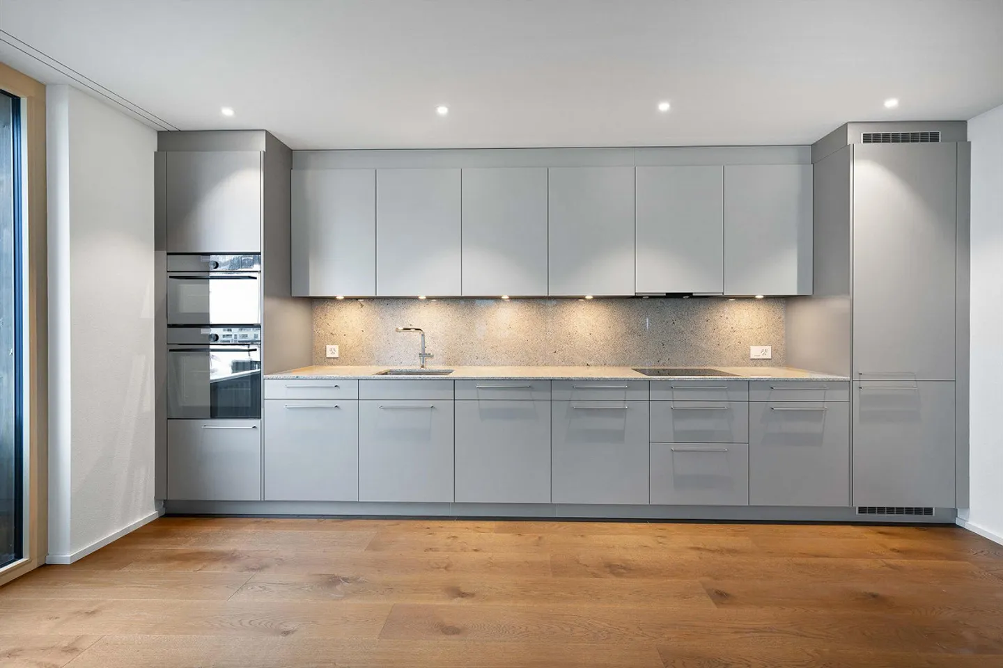 Ruhige und moderne 2,5-Zimmerwohnung in Degersheim - Foto 1 di 10