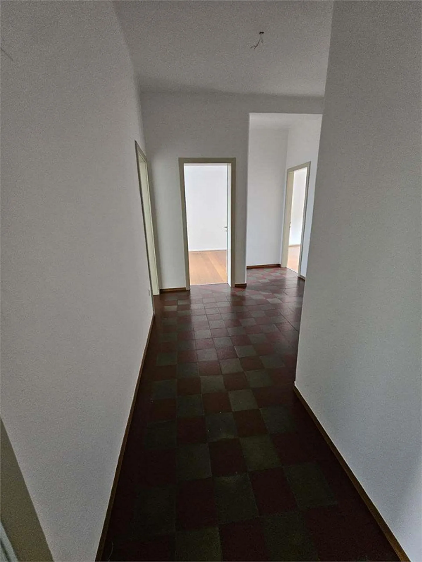 Lugano Vermietung große 2.5 Zimmer - Foto 6 von 9