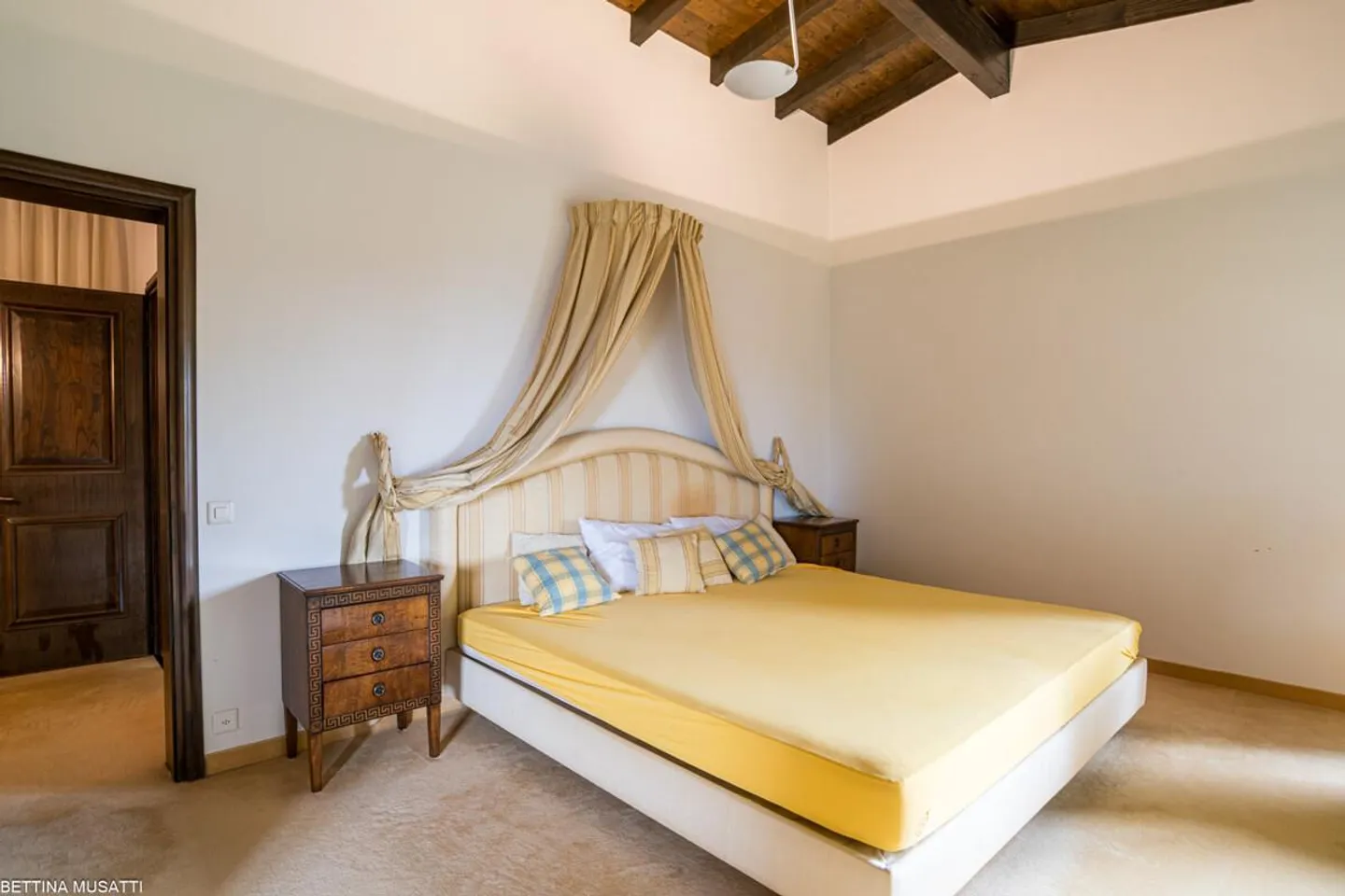 VILLA ÉLÉGANTE D'AROGNO AVEC PISCINE ET SPLENDIDE VUE SUR LE LAC - Photo 9 sur 15