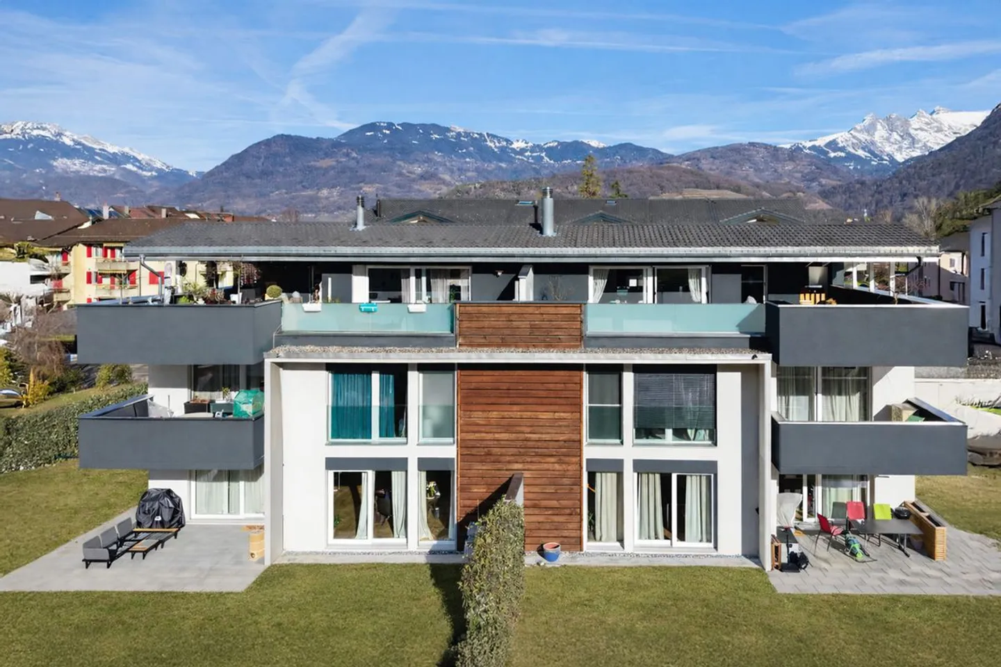 Magnifico duplex di 5,5 locali all'ultimo piano con una terrazza molto grande! - Foto 1 di 13