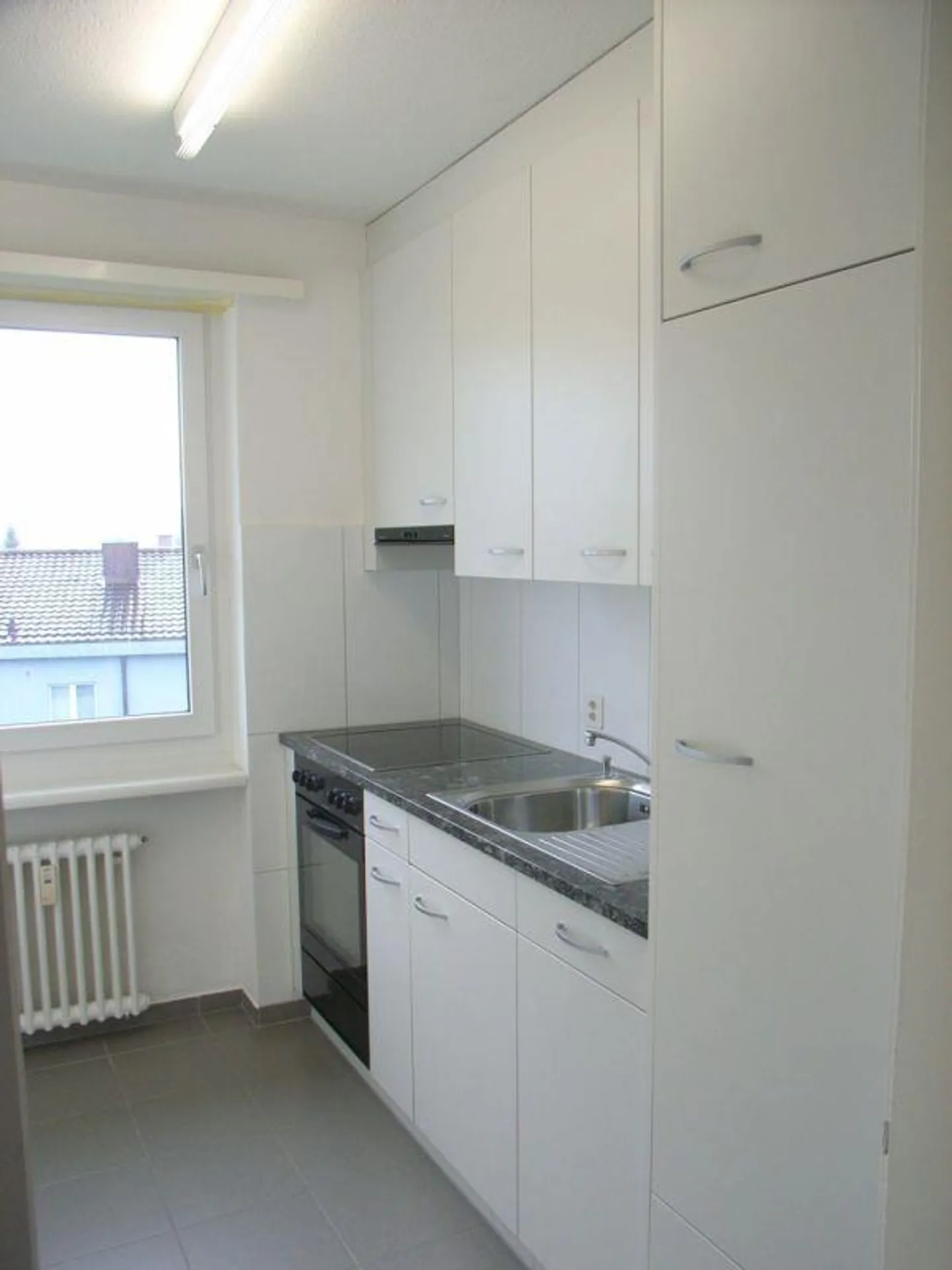 Helle 2-Zimmer Wohnung mit Balkon - Foto 2 von 8