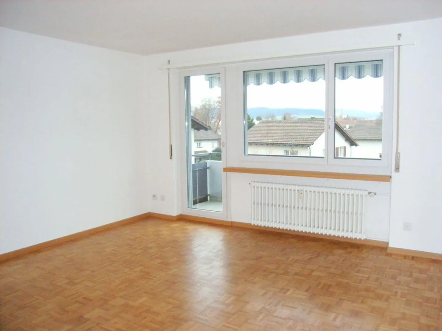 Helle 2-Zimmer Wohnung mit Balkon - Foto 6 von 8