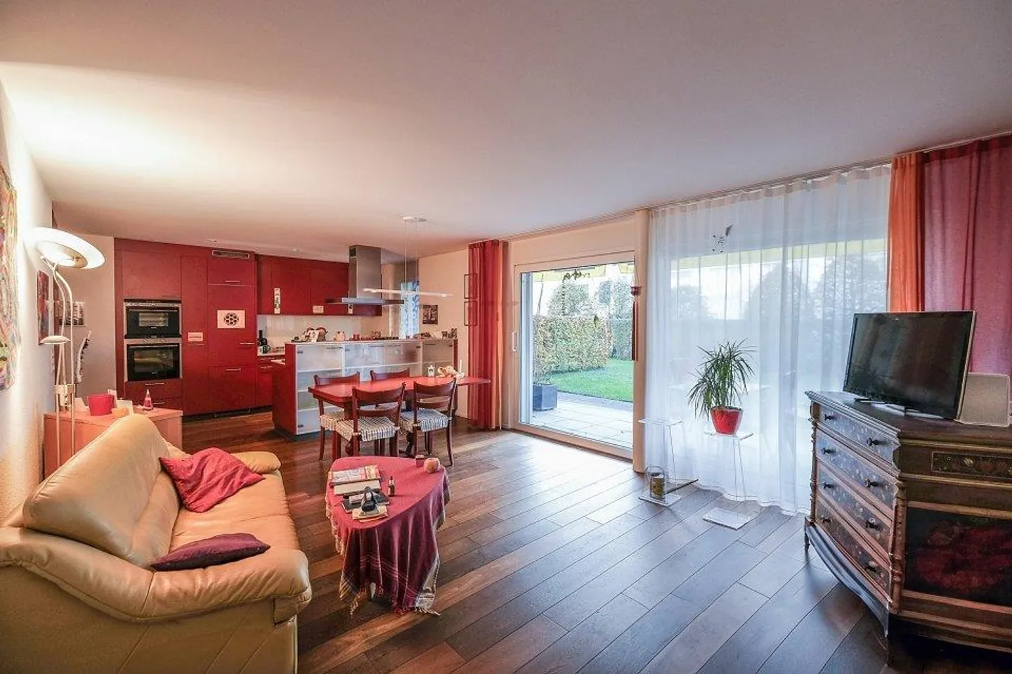 Appartement de jardin attrayant de 3,5 pièces dans un emplacement calme, central et ensoleillé - Photo 9 sur 13