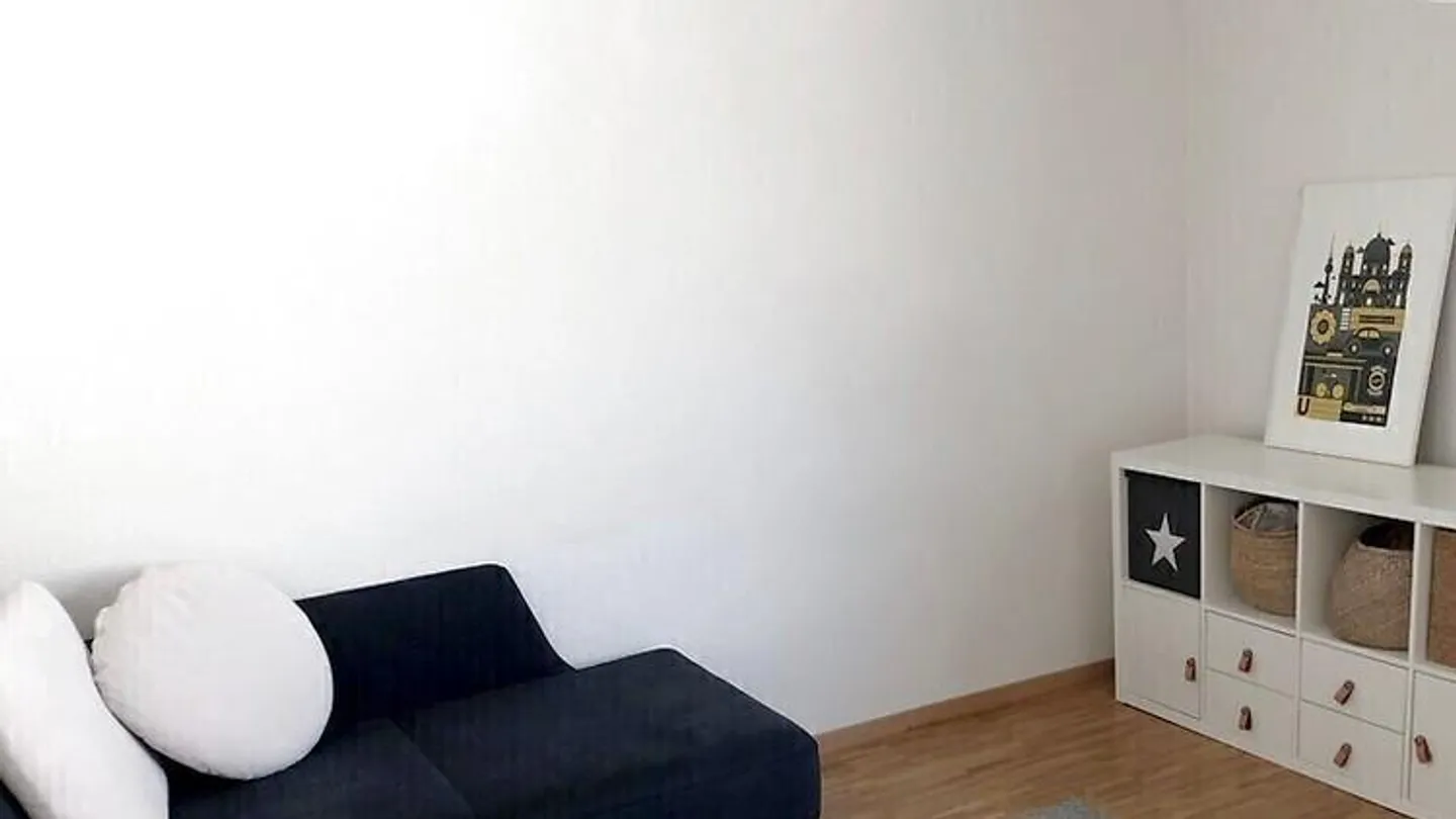 APPARTEMENT 4½ PIÈCES À WINTERTHUR - VILLE, MEUBLÉ, TEMPORAIRE - Photo 7 sur 10