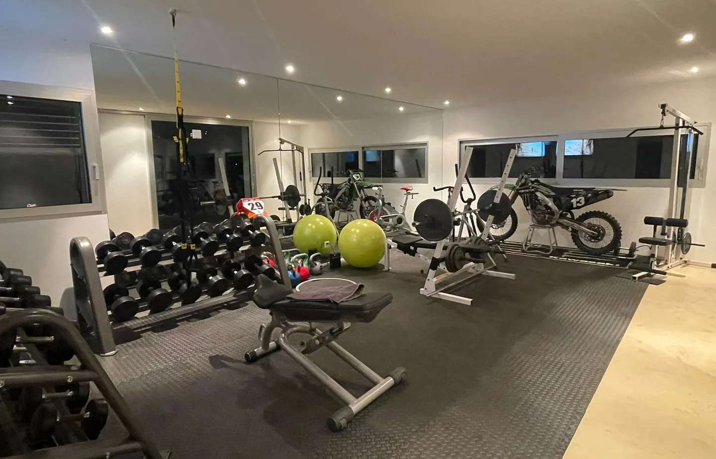 Villa de Prestige, avec piscine d'eau salée et vue dégagée - Photo 10 sur 15