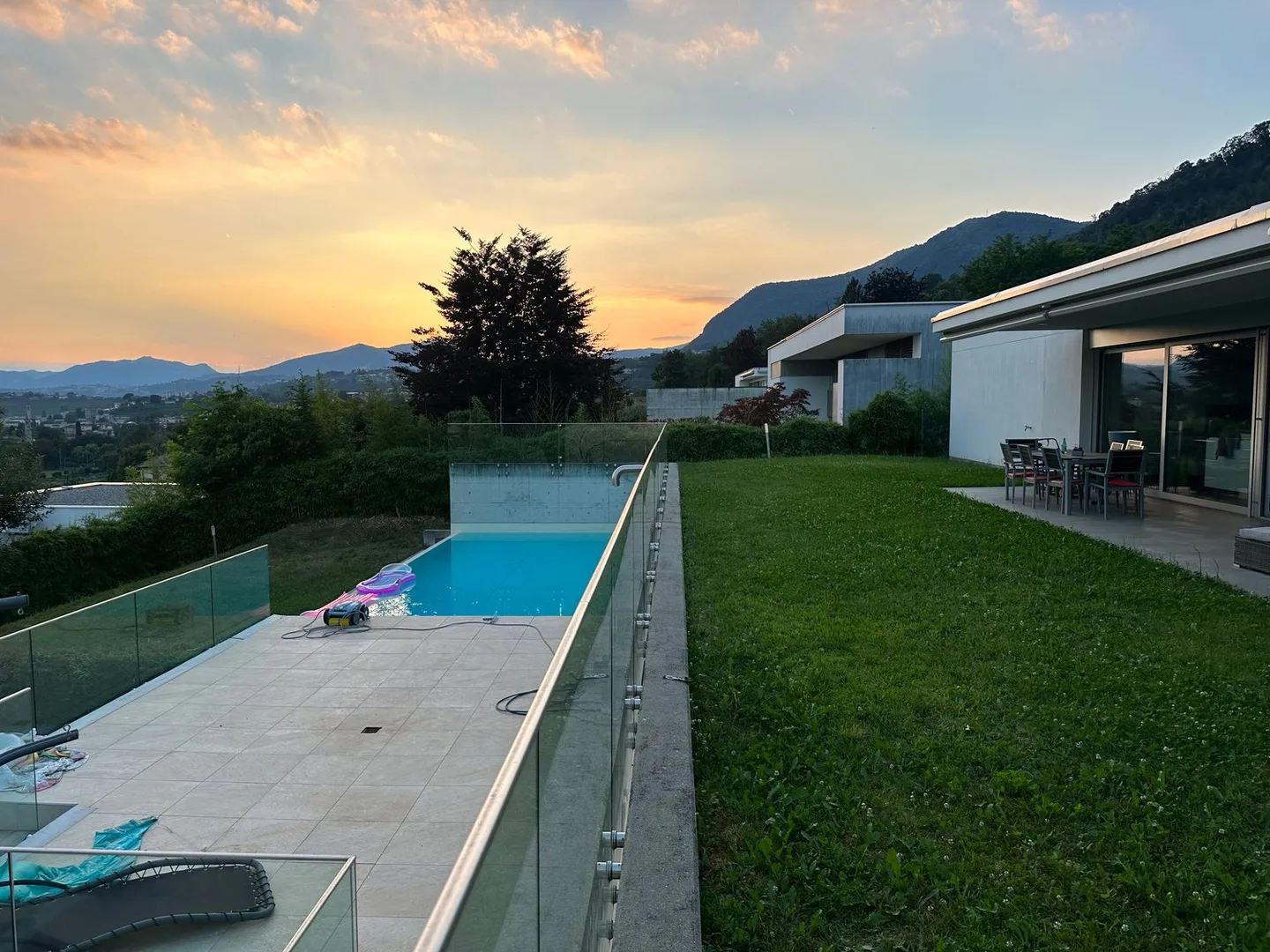 Villa de Prestige, avec piscine d'eau salée et vue dégagée - Photo 14 sur 15