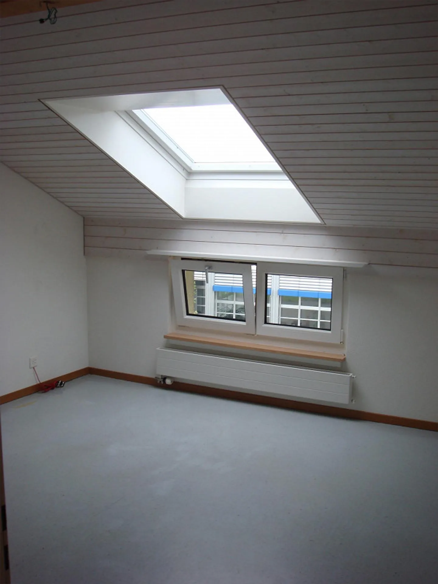 4 1/2 Room Apartment Attic - Photo 10 of 11
