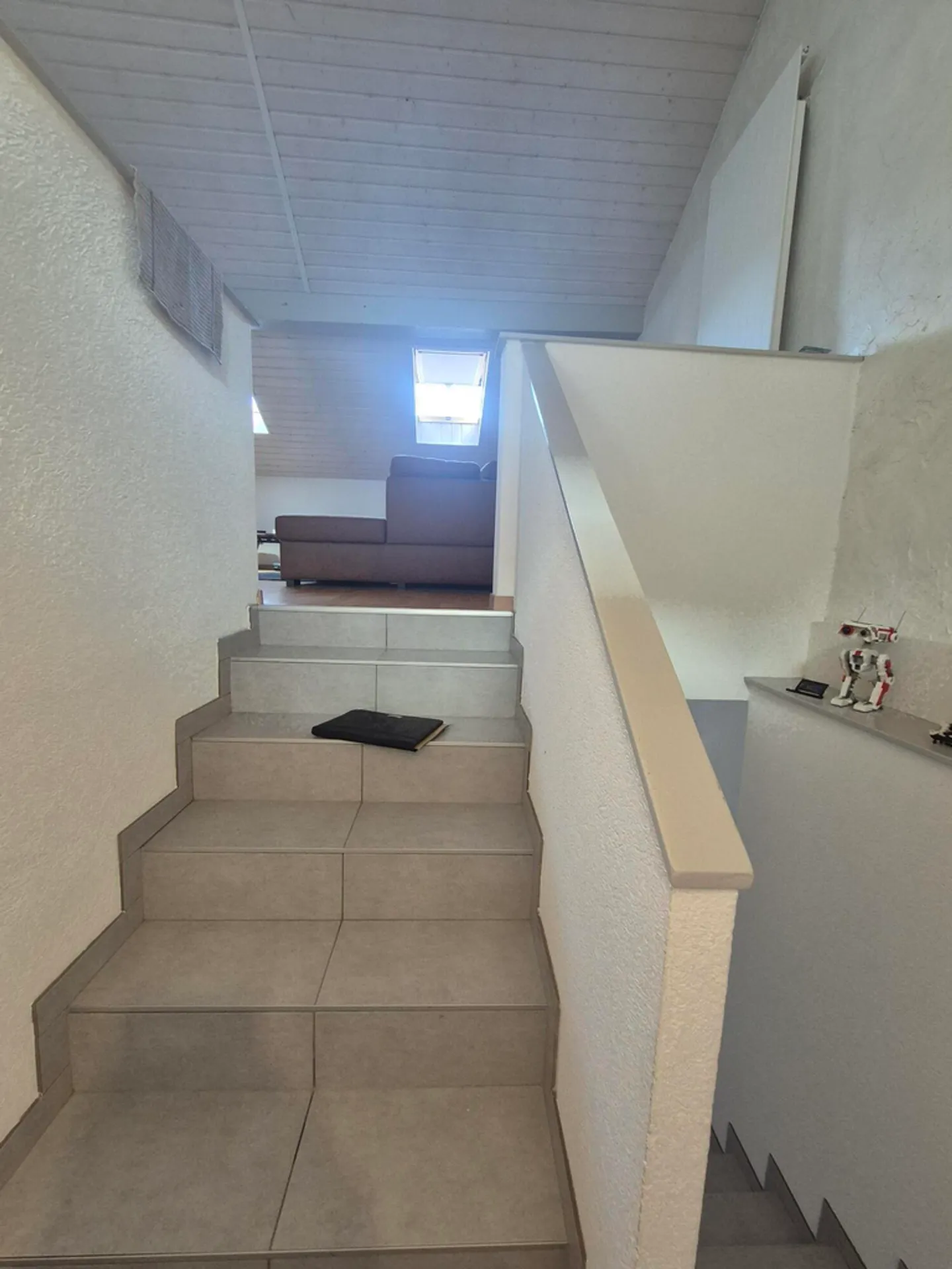 Appartement Duplex Charmant à Orbe - Photo 4 sur 6